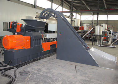 China Plc-Kontrollsystem-zweistufige Extruder-Maschine PVC-Körnchen, die Maschine herstellen usine