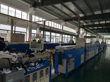 China EPDM-Streifen-Gummiprofil-Linie, CER ISO9001 Silikonkautschuk-Verdrängungs-Maschine  usine