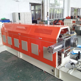 China EVA-Schaum-Reihen-Granulierer-Mischer-einzelne Schrauben-Plastikextruder-Kraft-Zufuhr-Maschine usine